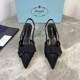 Picture of Prada Shoes _SKUPradasz35-40XJ030819243